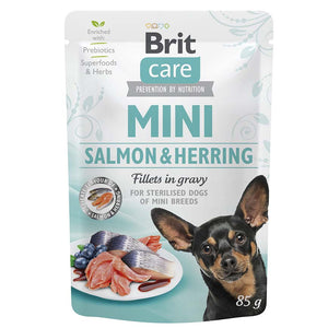 BRIT CARE Mini Sterilised, fileti lososa i haringe u umaku, 85g