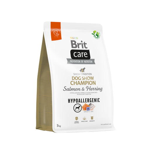 BRIT CARE Hypoallergenic Dog Show Champion, losos s haringom i rizom, 3kg